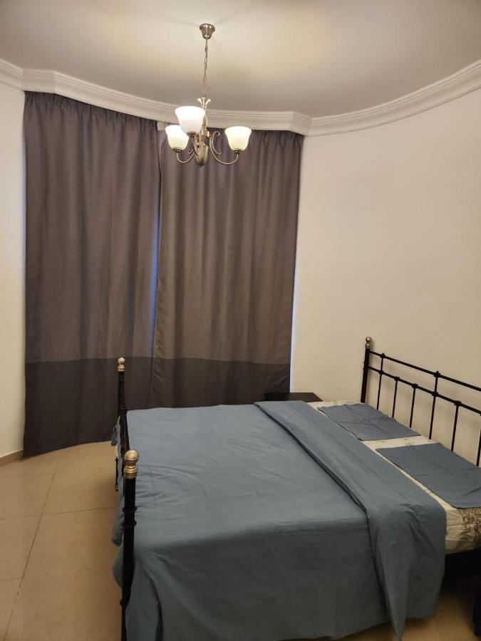 Furnished Studio Apartment Near Business Bay Metro Station Дубай Экстерьер фото